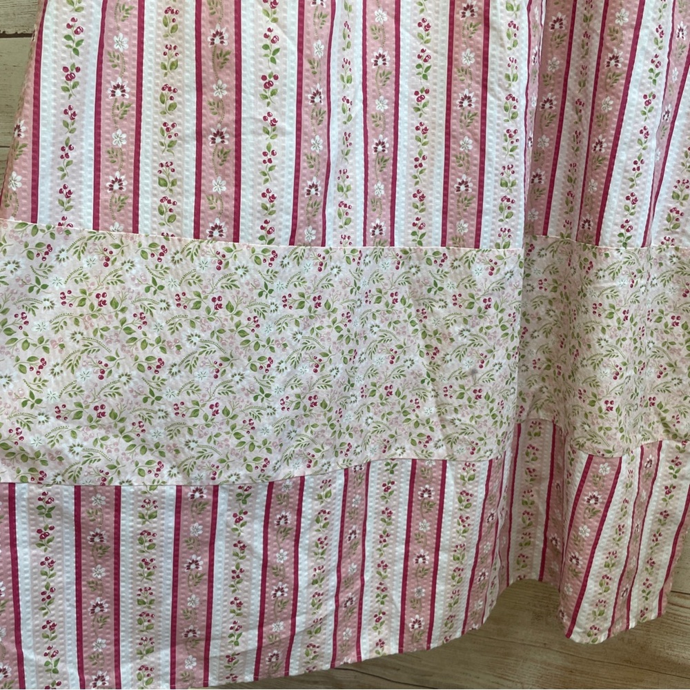 VINTAGE‎ GO SOFTLY COTTAGECORE ROBE/HOUSE DRESS IN FLORAL PRINT - Picture 4 of 8